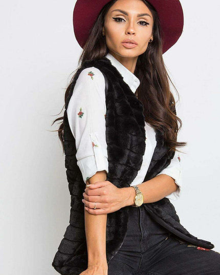 Chic Cream Faux Fur Vest with Elegant Hook Closure and Full Lining - Available in Multiple Sizes