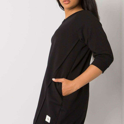 Elegant Plus Size Black Dress with Pocket Convenience