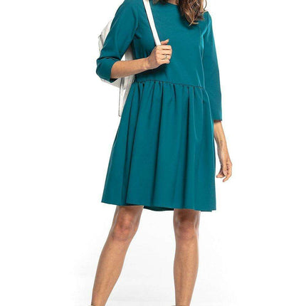 Chic Midi Dress for Effortless Style