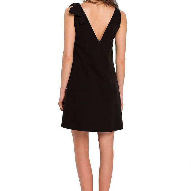 Chic Bow-Detail Trapeze Dress