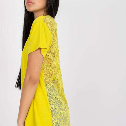 Chic Lace-Back Blouse with Stylish Cheese Neckline