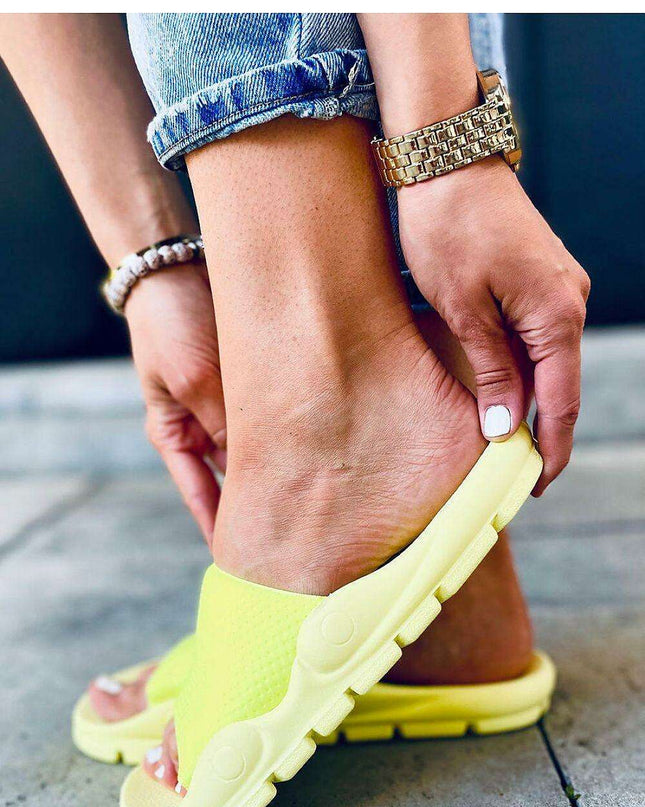 Sporty Comfort Women's Flip-Flops Model 166426