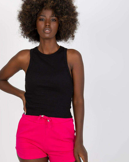 Chic Ribbed Black Tee