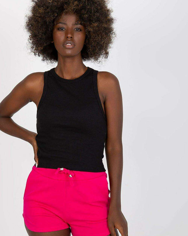 Chic Ribbed Black Tee