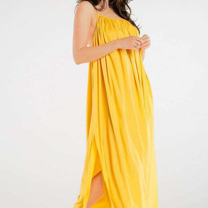 Effortlessly Chic Viscose Maxi Dress with Statement Ring Detail