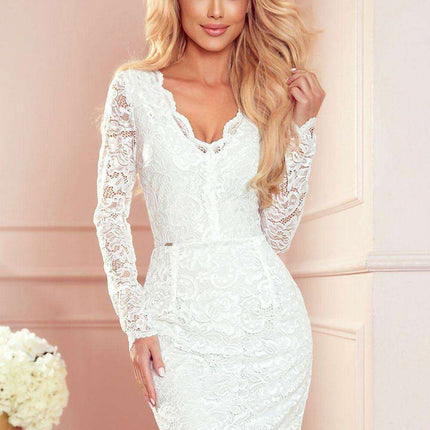 Elegant Forest Green Lace Evening Gown by Chic Numoco: A Touch of Sophistication