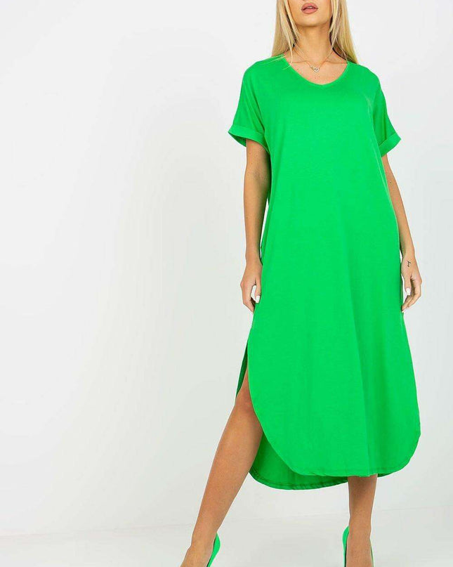 Chic Everyday Dress with Functional Side Pockets