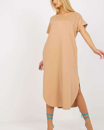 Chic Everyday Dress with Functional Side Pockets