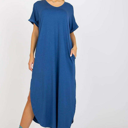 Chic Everyday Dress with Functional Side Pockets