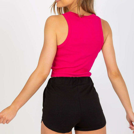 Chic Ribbed Black Tee