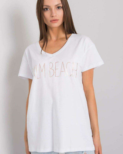 Chic V-Neck Cotton Tee for Fashion-Forward Women