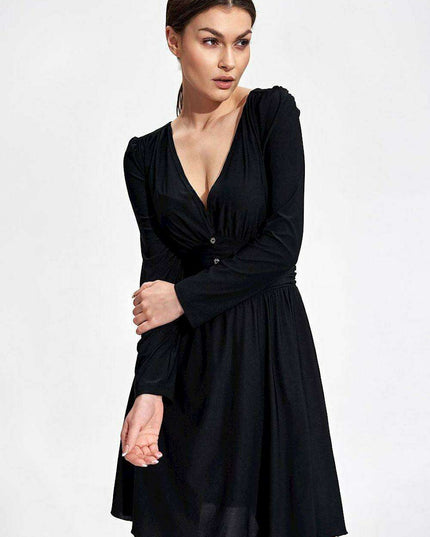 Elegant Sweetheart Flared Dress