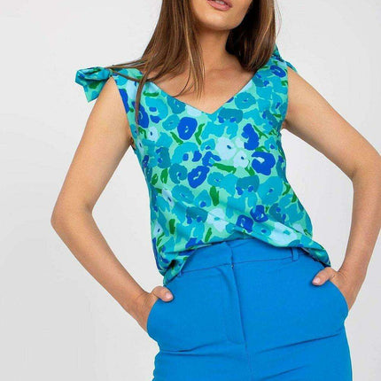 Heartline Elegance Top Rue Paris Heart Neckline Chic