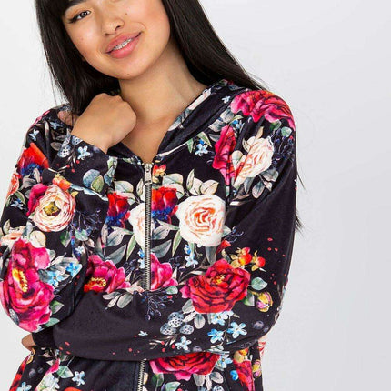 Chic Parisian Zip Up Sweatshirt With Front Pockets