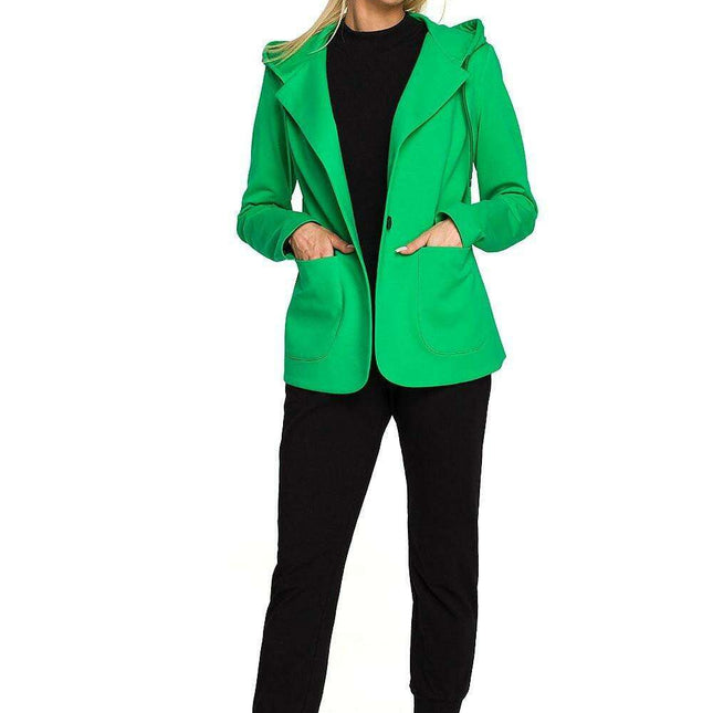 Revolutionary Knitted Hooded Jacket with Adaptive Collar Feature