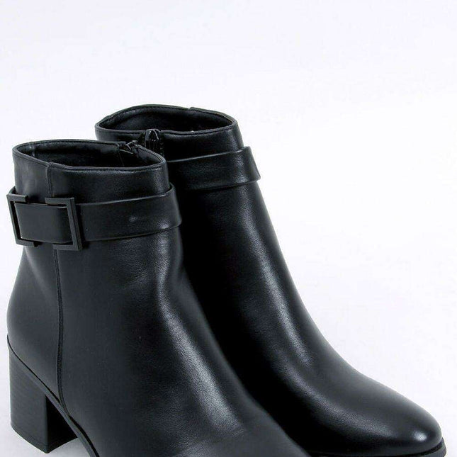 Sophisticated Black Heel Boots for Modern Elegance
