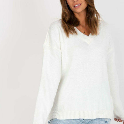 Chic Heart Neckline Sweater for Effortless Style Wardrobe