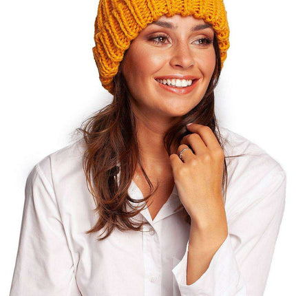 Charming Pom-Pom Knit Beanie