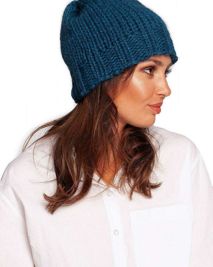 Cozy Ribbed Knit Beanie for Winter Warmth