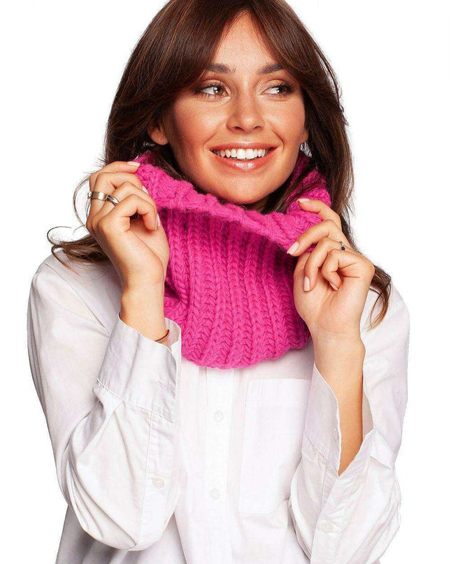 Chic Knit Infinity Scarf for Stylish Winter Warmth