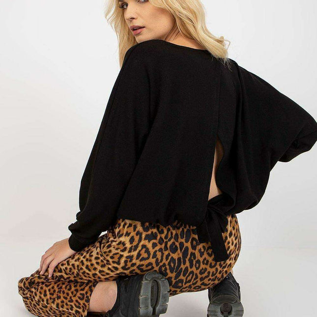 Sophisticated Boatneck Sweater with Stylish Back Slit