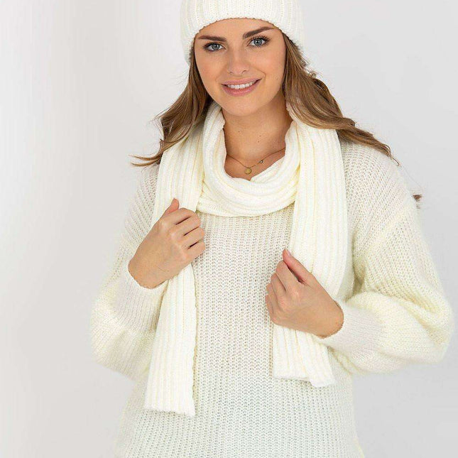 Parisian Chic Winter Hat and Scarf Set for Women Luxe