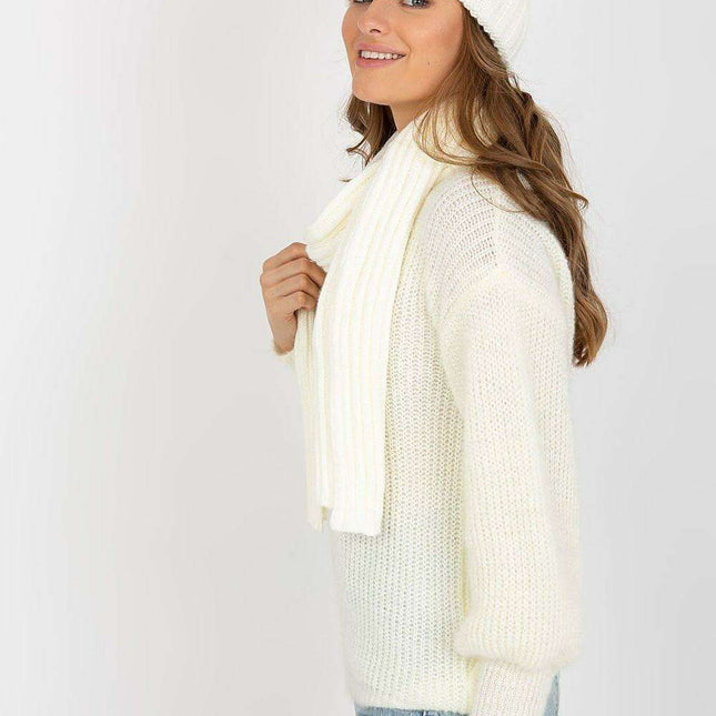 Parisian Chic Winter Hat and Scarf Set for Women Luxe