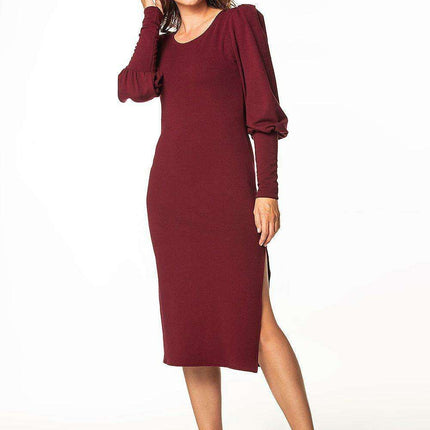 Chic Boat Neck Knit Midi Dress