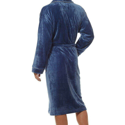 Chic Men's Knit Bathrobe with Stylish Chest Detail and Practical Pockets