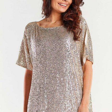 Elegant Heart Neckline Evening Gown - Crafted in Poland