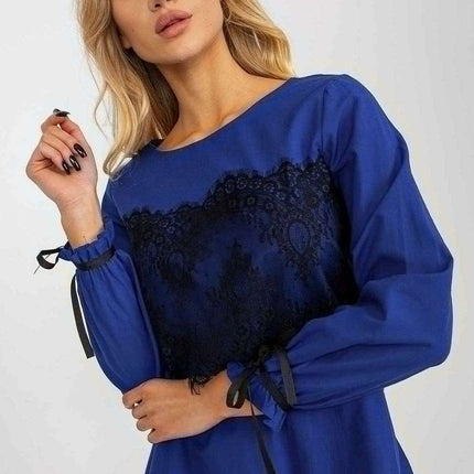 Chic Cotton Blouse with Exquisite Lace Details