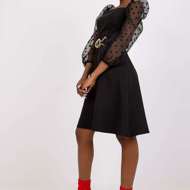 Sophisticated Lakerta Belted Dress with 3/4 Sleeves for Evening Elegance