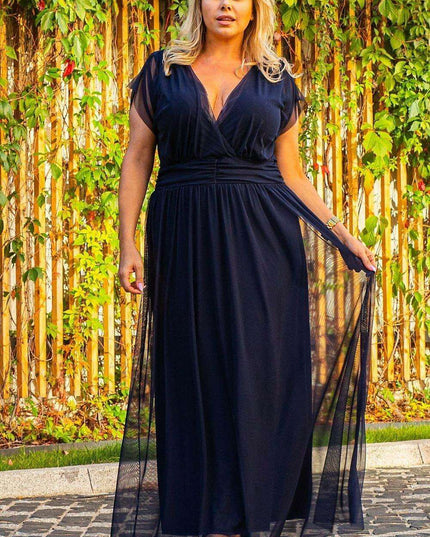 Chic Plus Size Manuela Maxi Dress for Curvy Beauties