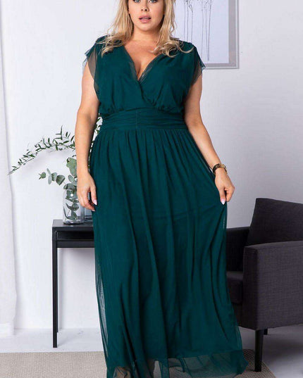 Chic Plus Size Manuela Maxi Dress for Curvy Beauties