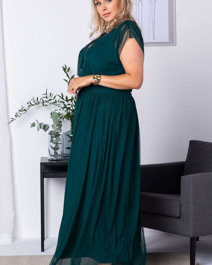 Chic Plus Size Manuela Maxi Dress for Curvy Beauties