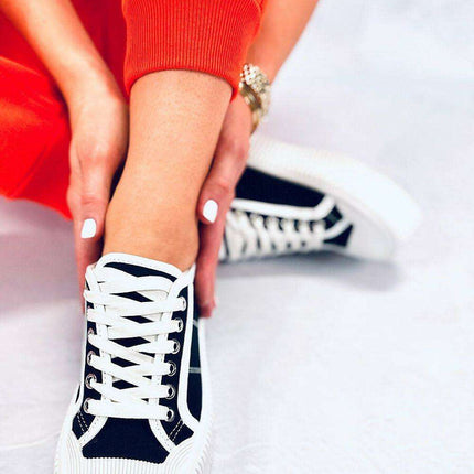 Chic Women’s Platform Sneakers Model 176132