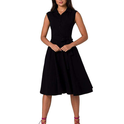 Chic Sleeveless Collared Day Dress