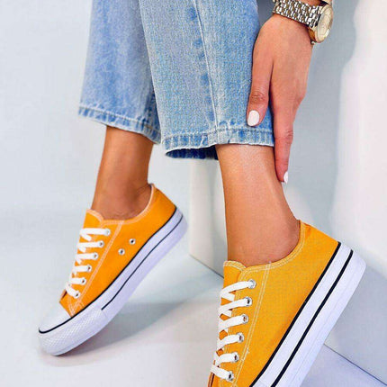 Chic and Cozy Women's Sneakers - Model 178740