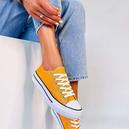 Chic and Cozy Women's Sneakers - Model 178740