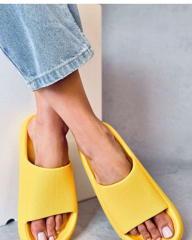 Cushioned Women's Summer Flip-Flops Model 180436