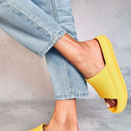 Cushioned Women's Summer Flip-Flops Model 180436