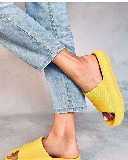 Cushioned Women's Summer Flip-Flops Model 180436