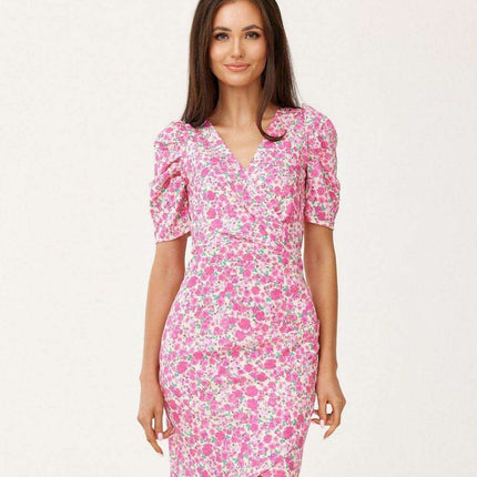 Chic Ruffled Sleeve Cocktail Dress with Modern Envelope Neckline