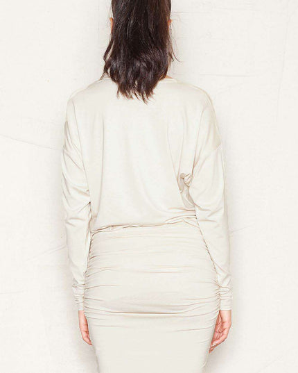 Chic Batwing Dress: Effortless Style Meets Daytime Elegance