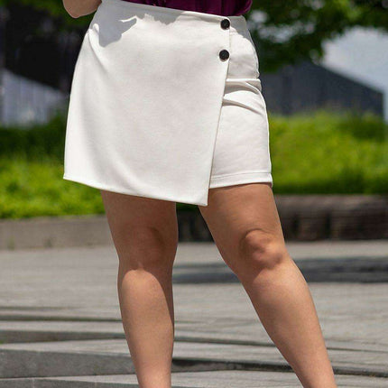 Sofia Chic Envelope Shorts with Elegant Button Accents - A Must-Have Fashion Statement
