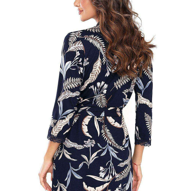 Elegant Lace-Trimmed Viscose Women's Lounge Robe with Pockets