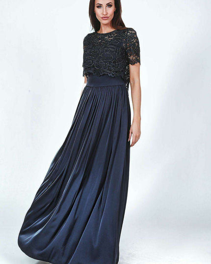 Luxe Lace Maxi Gown with Elegant Flowing Silhouette