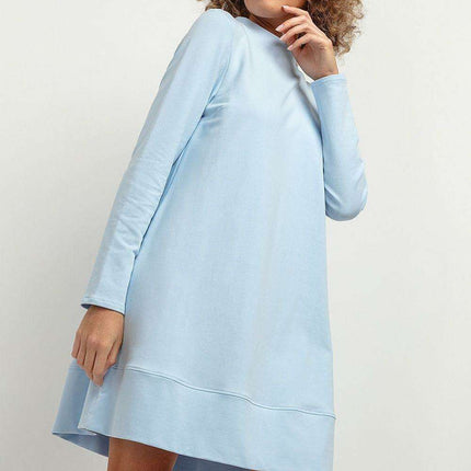 Chic Fall Knit Dress with Elegant Stand-Up Collar