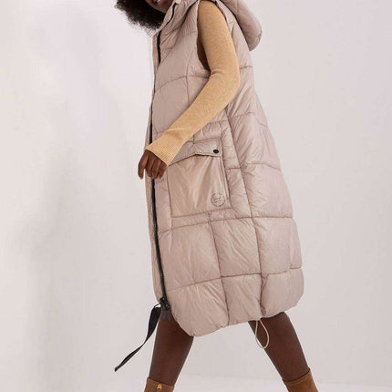 Stylish Insulated Hooded Vest for Cozy Fall and Winter Fashion