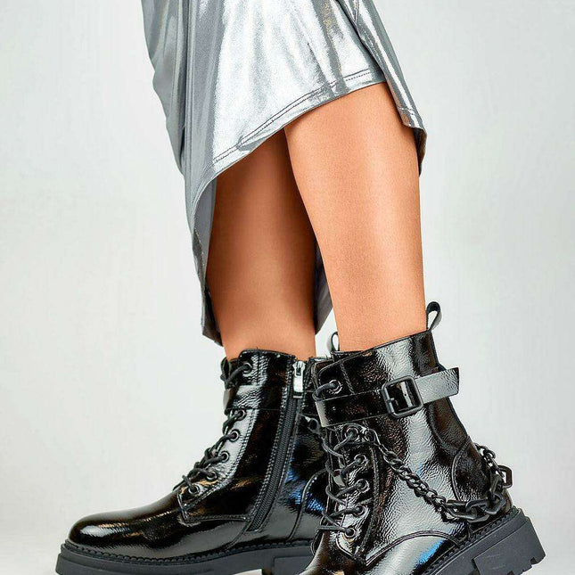 Chic Beige Platform Winter Boots